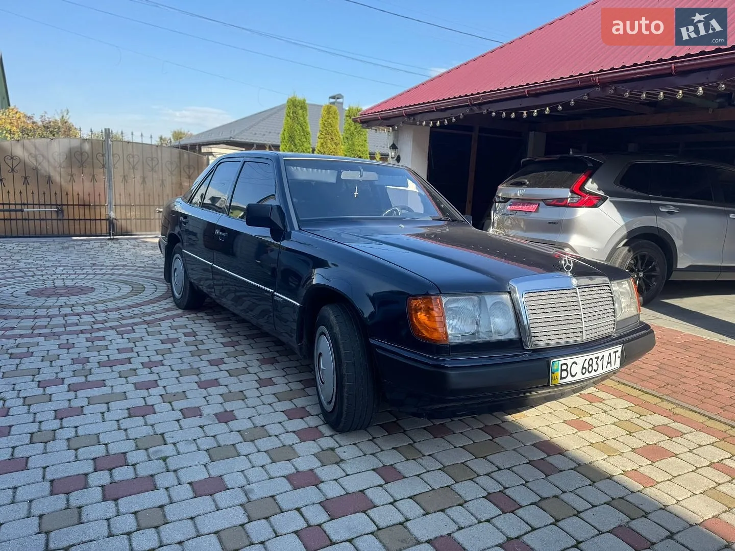 Mercedes-Benz E-Class, 1992