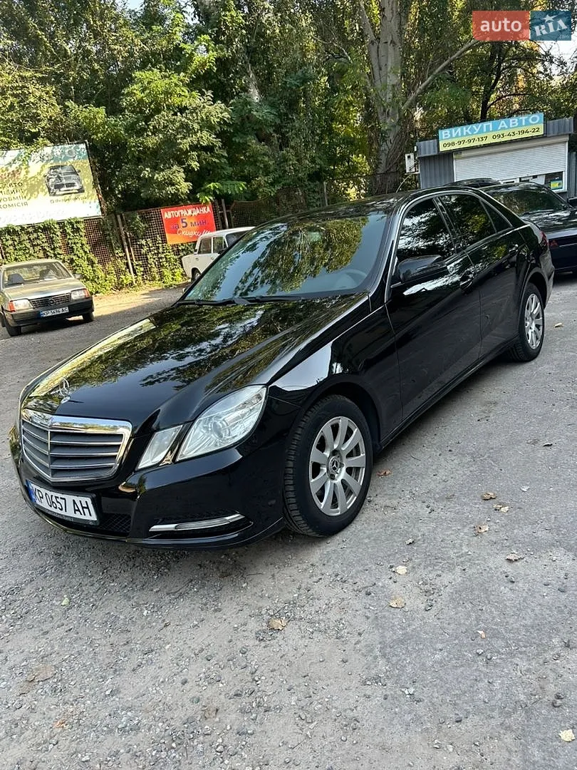 Mercedes-Benz E-Class, 2012