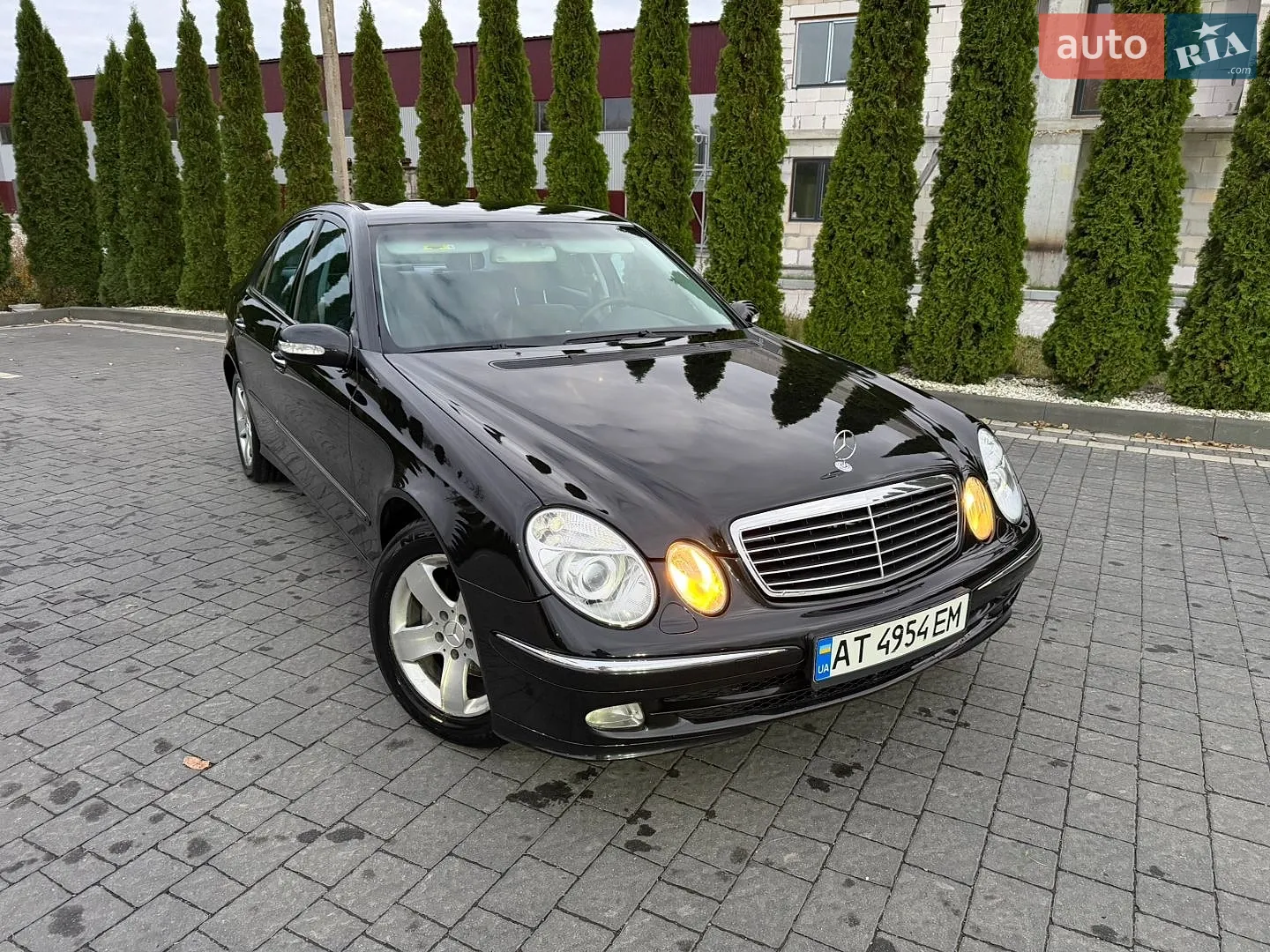 Mercedes-Benz E-Class, 2004
