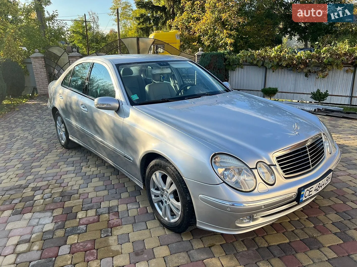 Mercedes-Benz E-Class, 2004