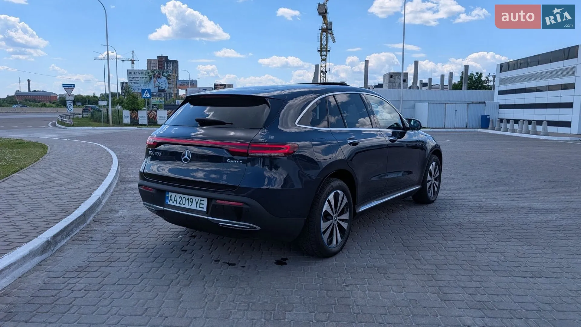 Mercedes-Benz EQC, 2020