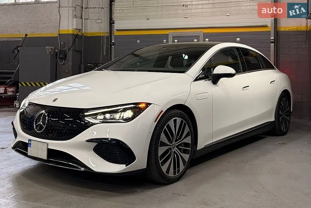 Mercedes-Benz EQE, 2023