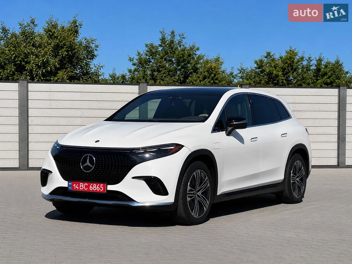 Mercedes-Benz EQS SUV, 2022