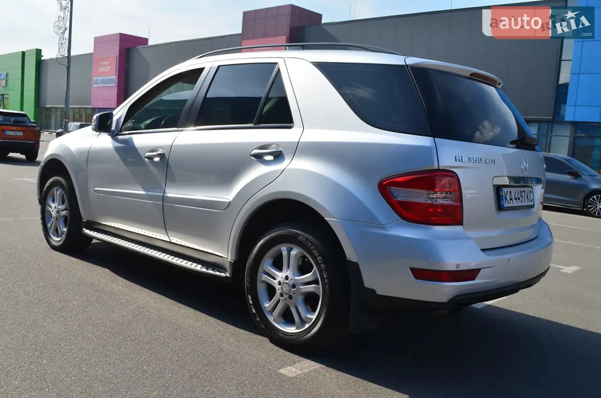 Mercedes-Benz M-Class, 2011
