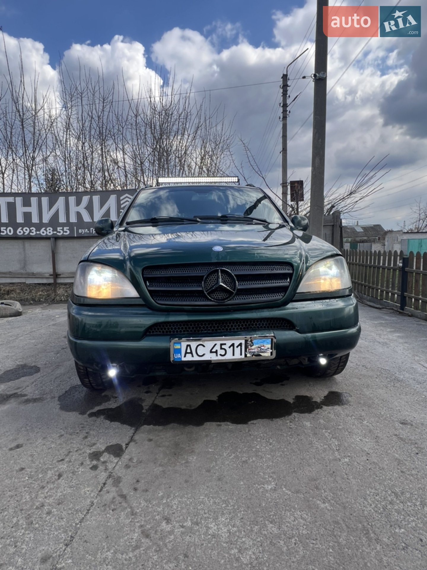 Mercedes-Benz M-Class, 2001