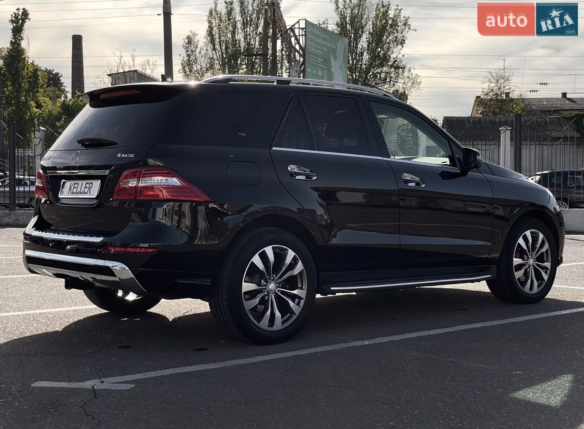 Mercedes-Benz M-Class, 2015