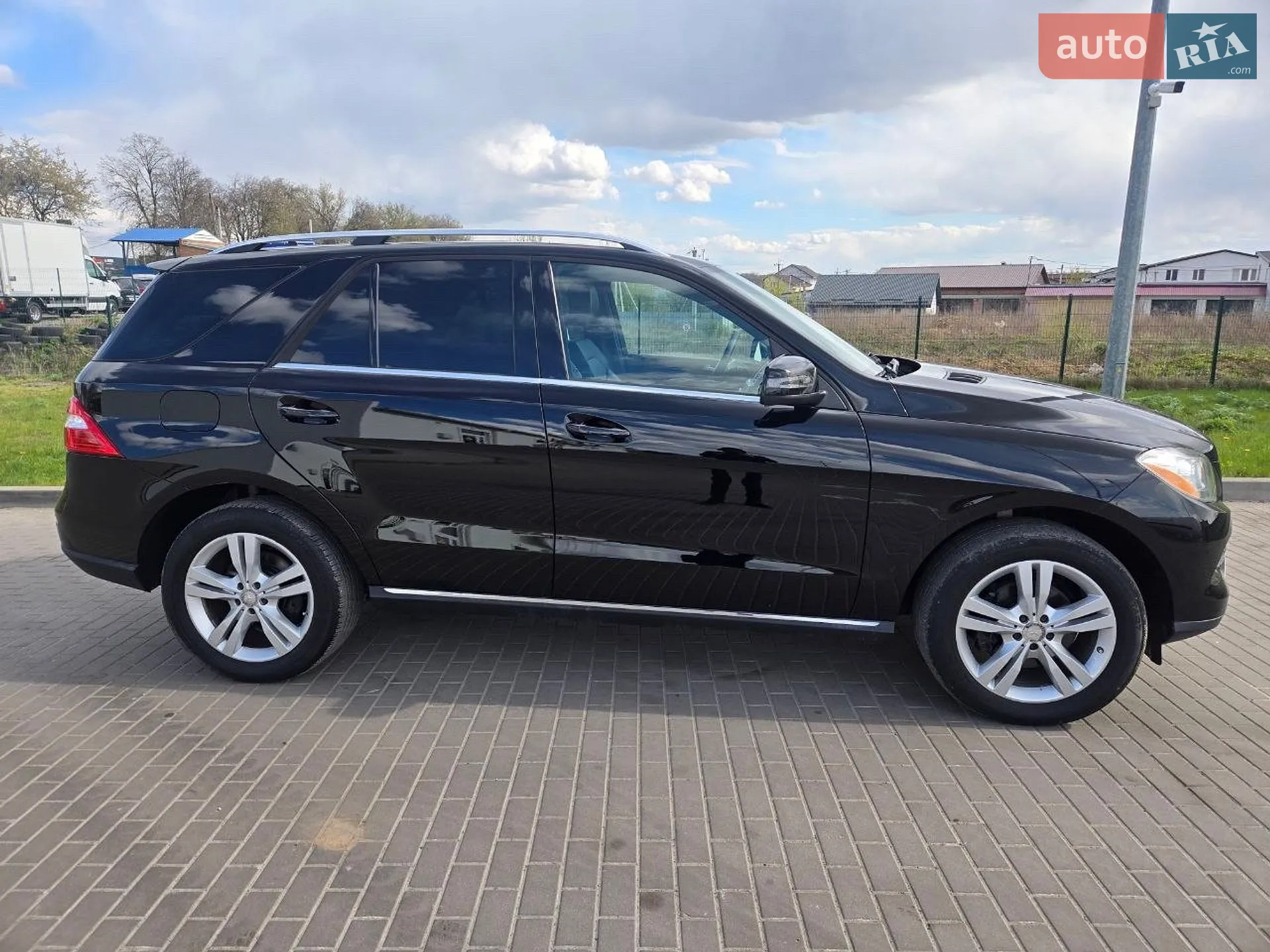 Mercedes-Benz M-Class, 2013