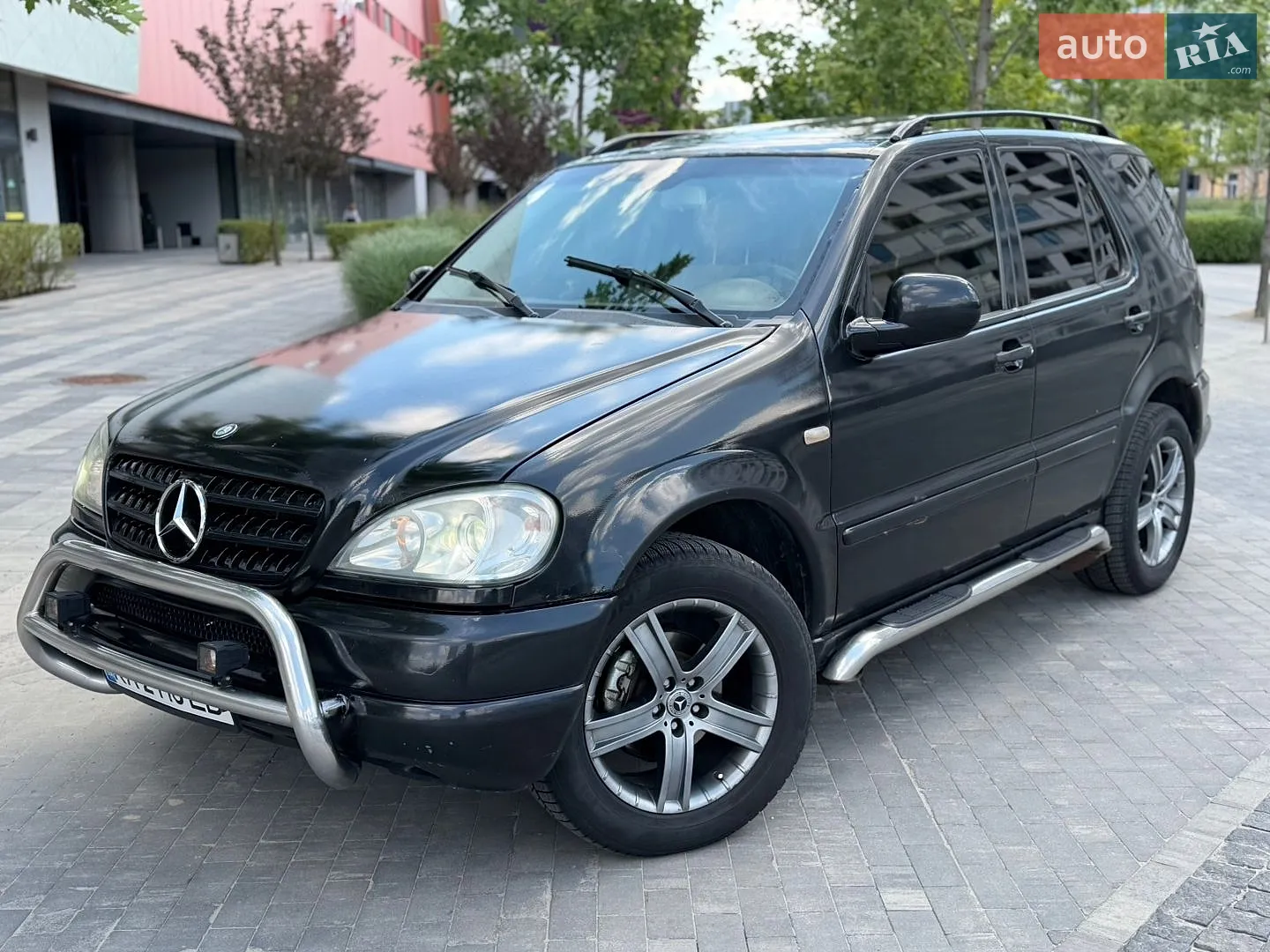 Mercedes-Benz M-Class, 2001