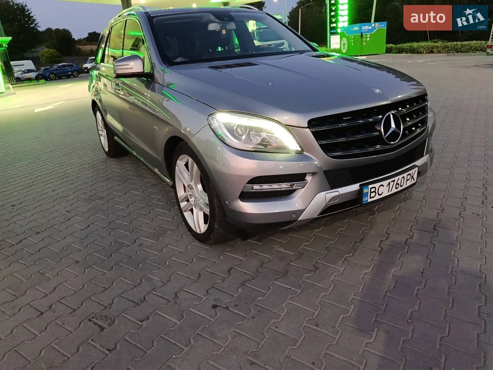 Mercedes-Benz M-Class, 2012