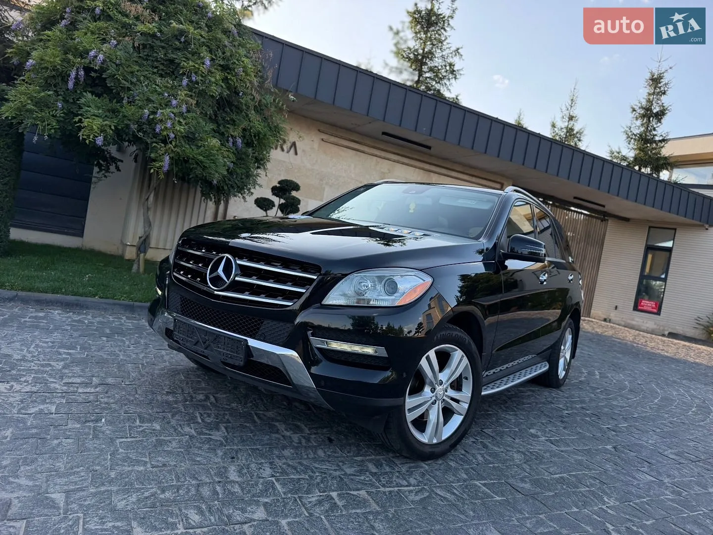 Mercedes-Benz M-Class, 2012