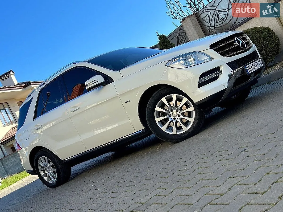 Mercedes-Benz M-Class, 2012