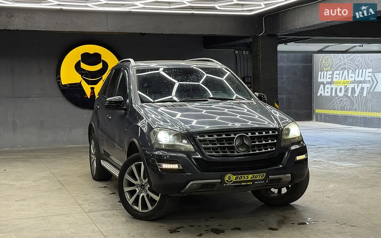Mercedes-Benz M-Class, 2011