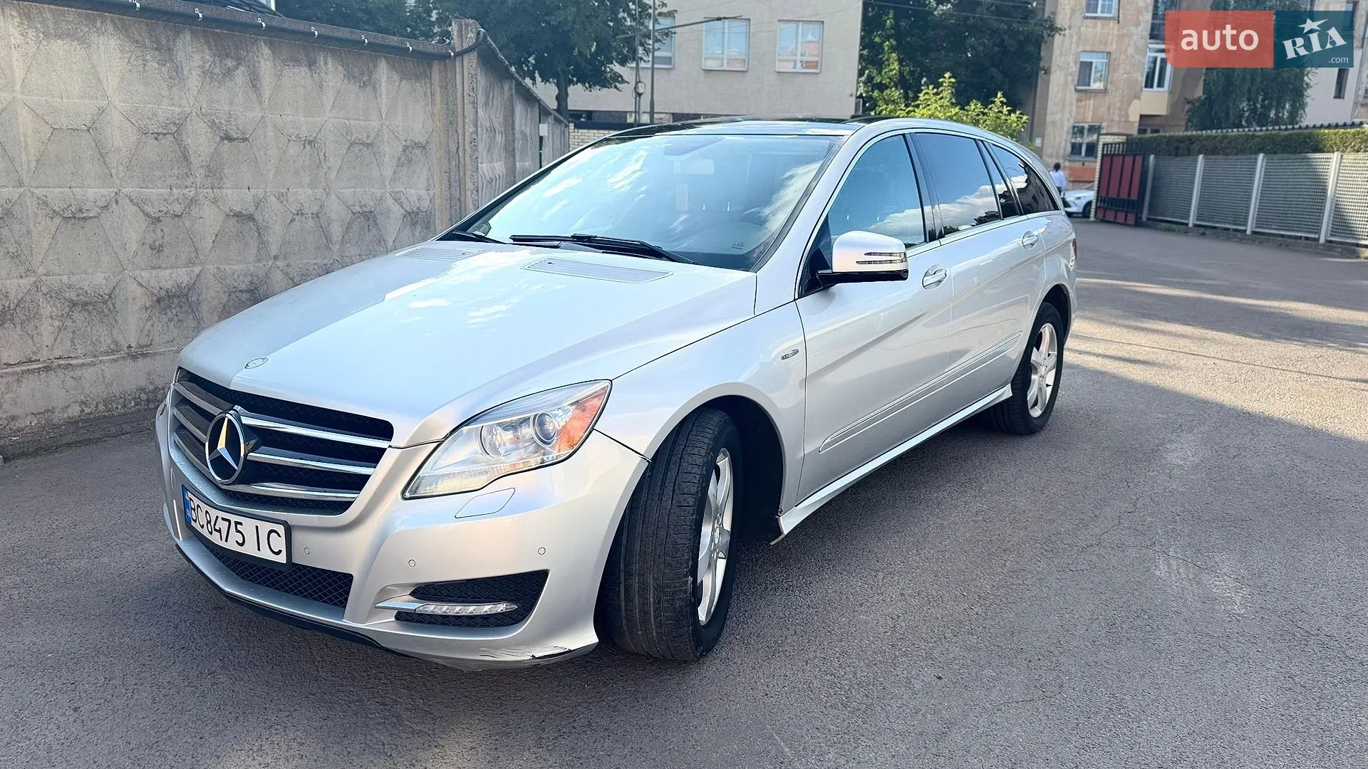 Mercedes-Benz R-Class, 2011