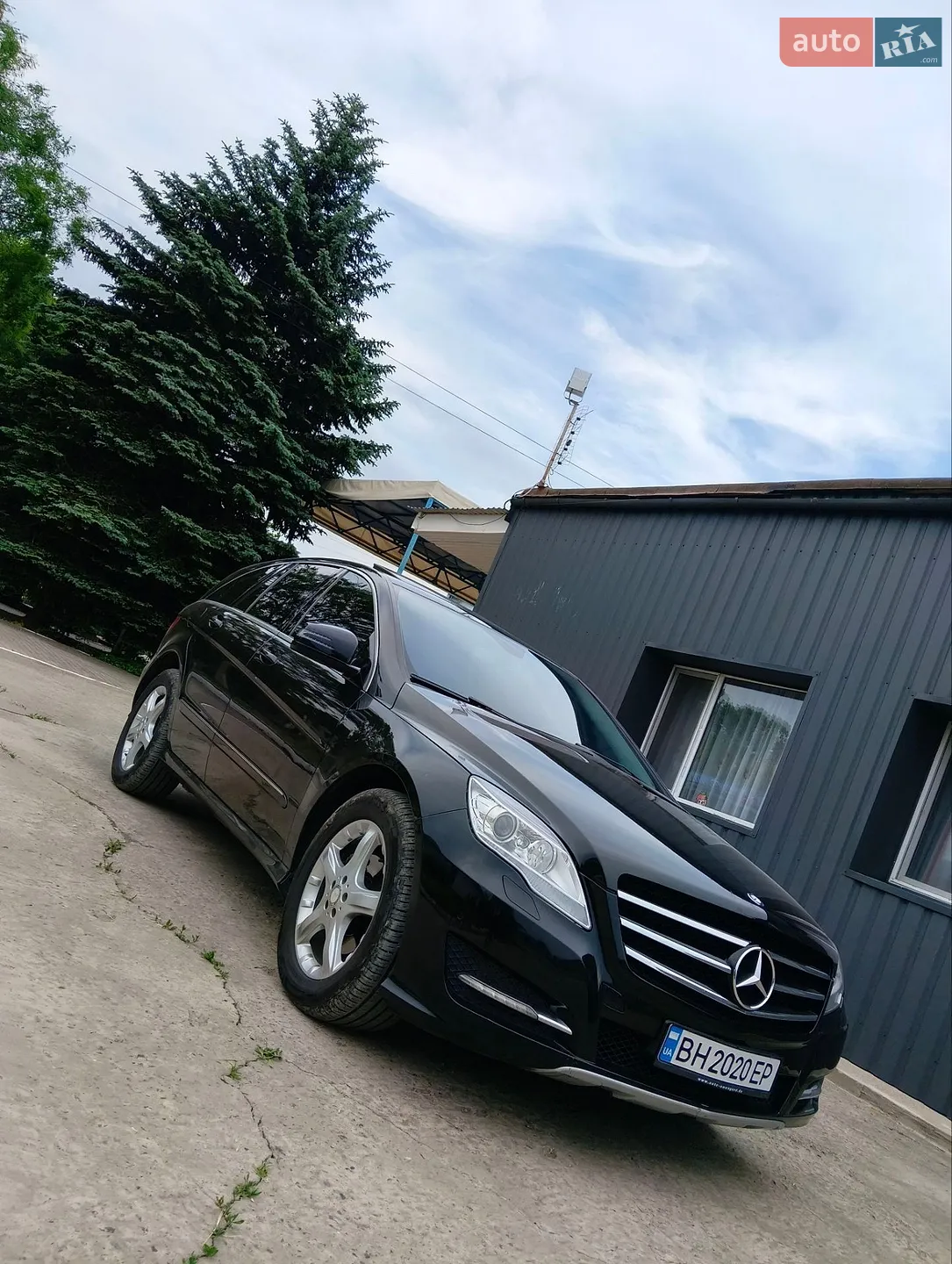 Mercedes-Benz R-Class, 2011