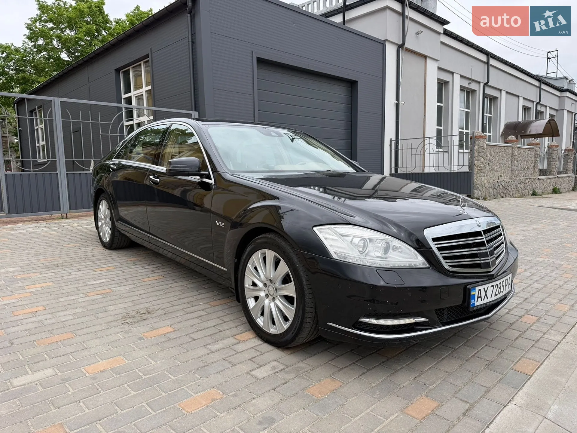 Mercedes-Benz S-Class, 2011