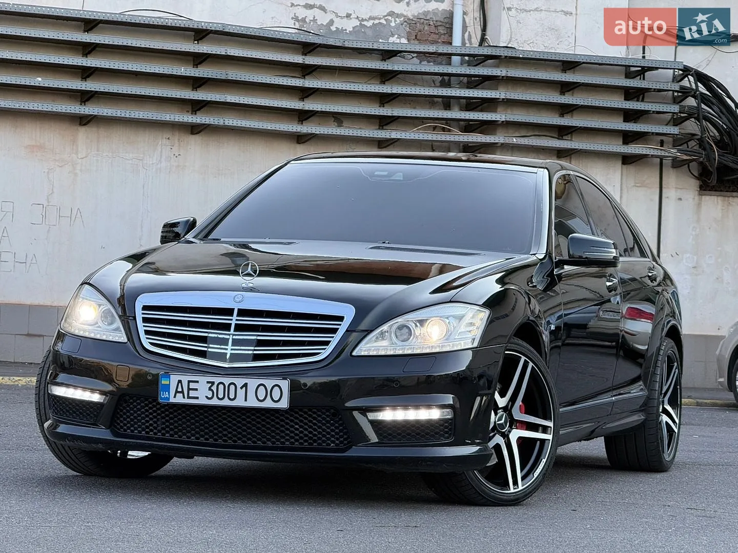 Mercedes-Benz S-Class, 2011