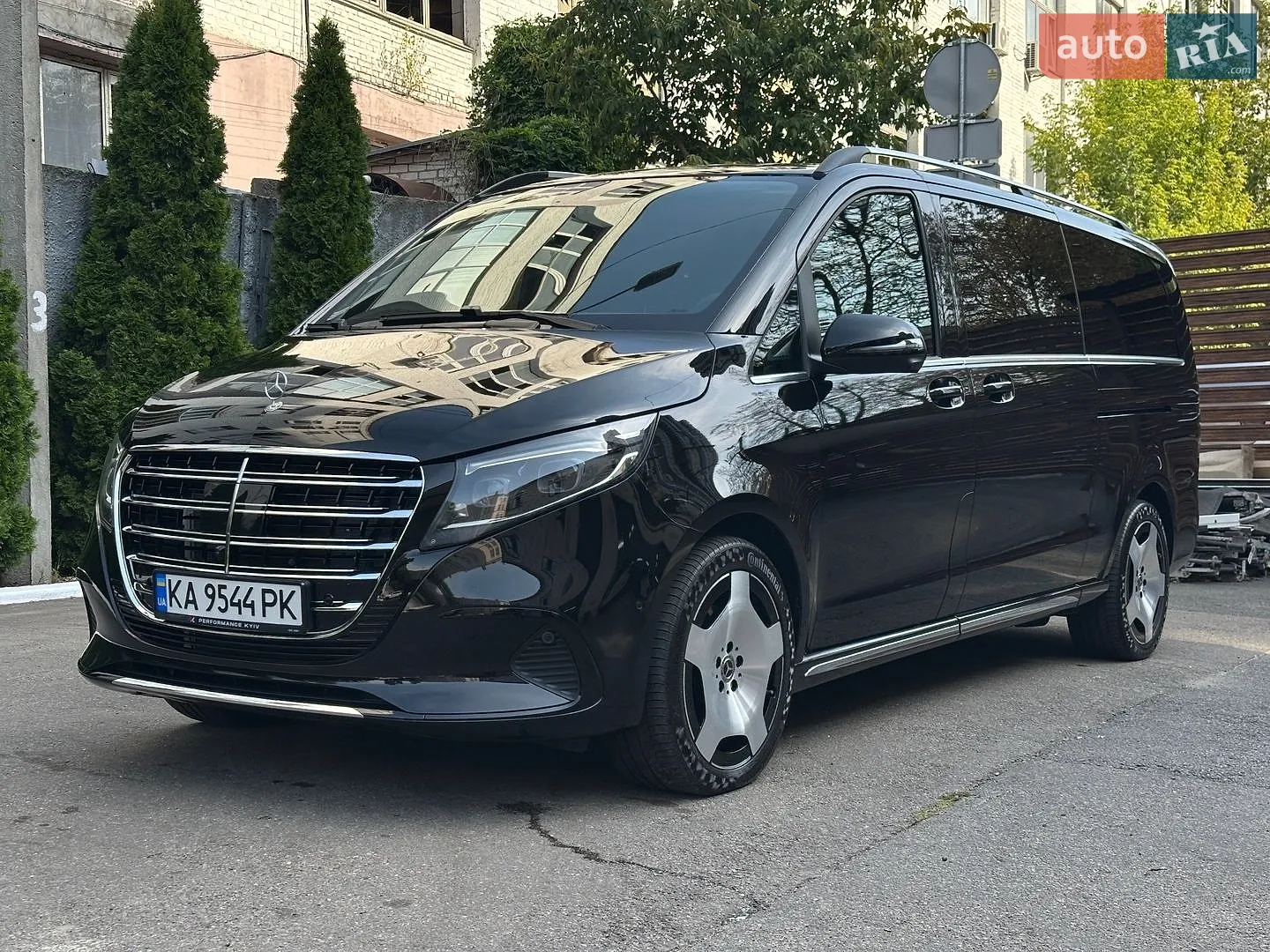 Mercedes-Benz V-Class, 2025