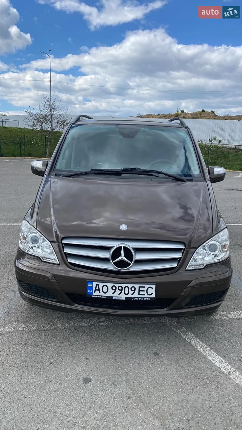 Mercedes-Benz Viano, 2011