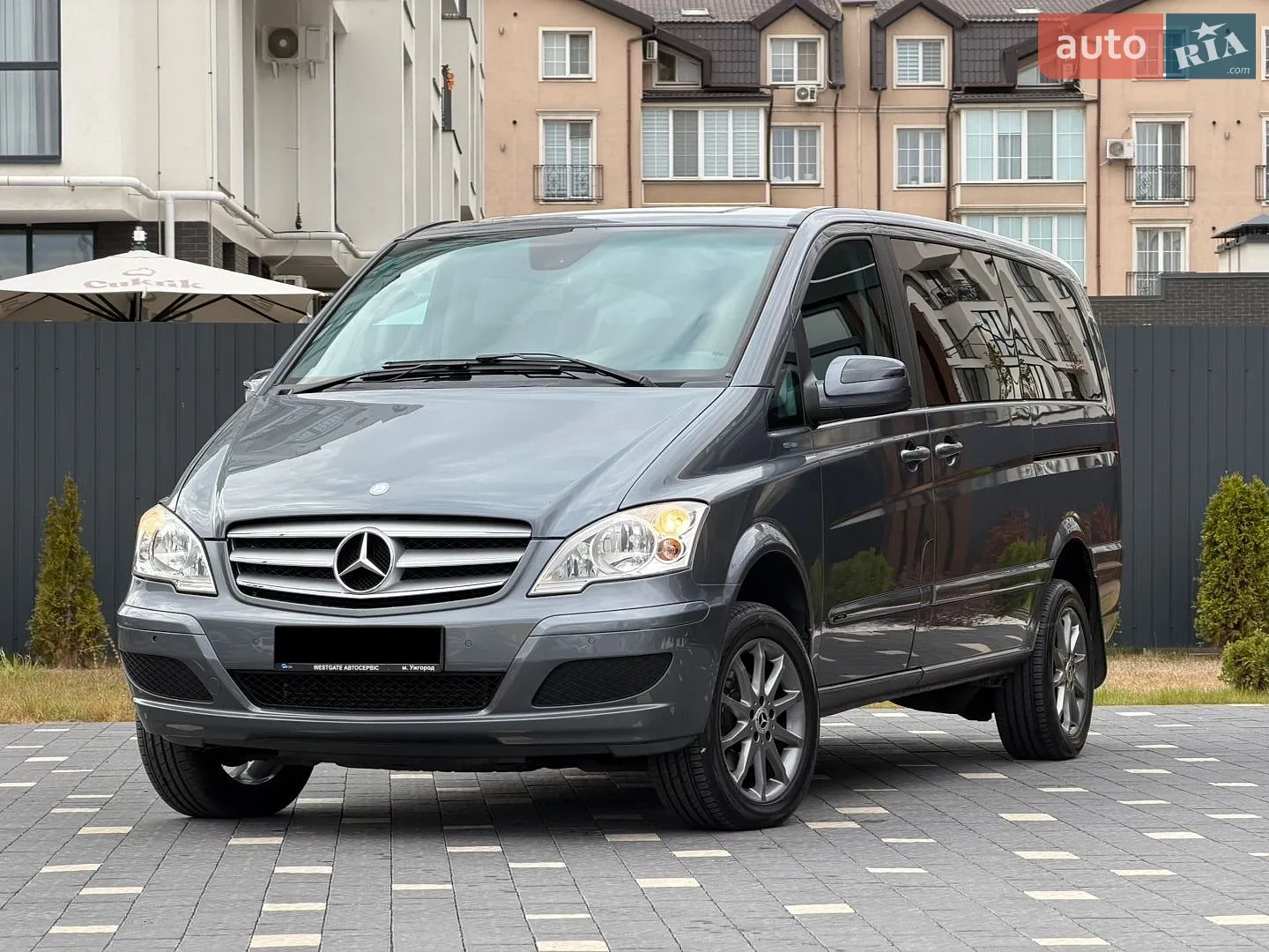 Mercedes-Benz Viano, 2011