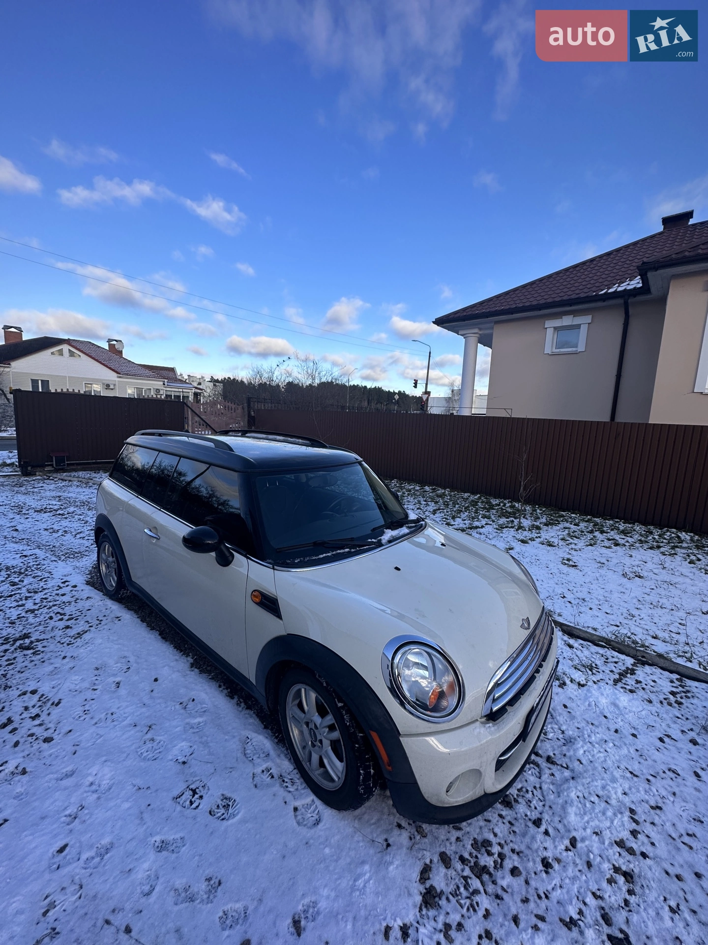 MINI Clubman, 2011