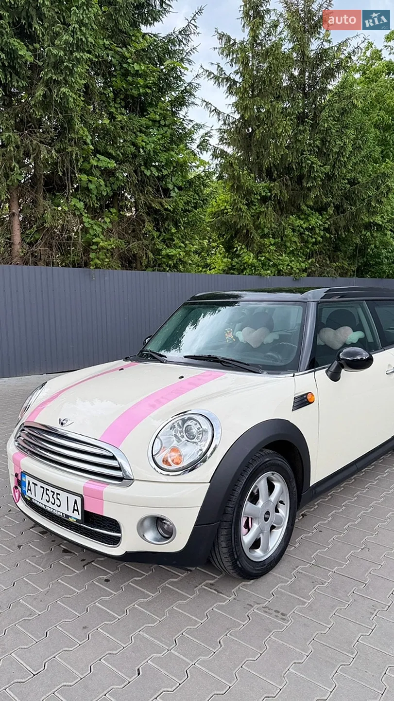 MINI Clubman, 2010