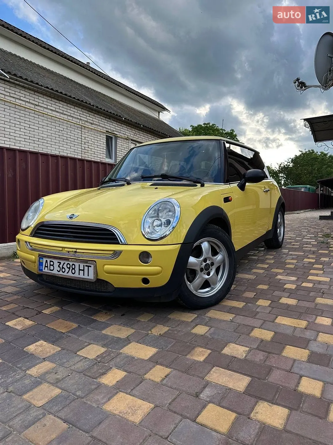 MINI Cooper, 2003