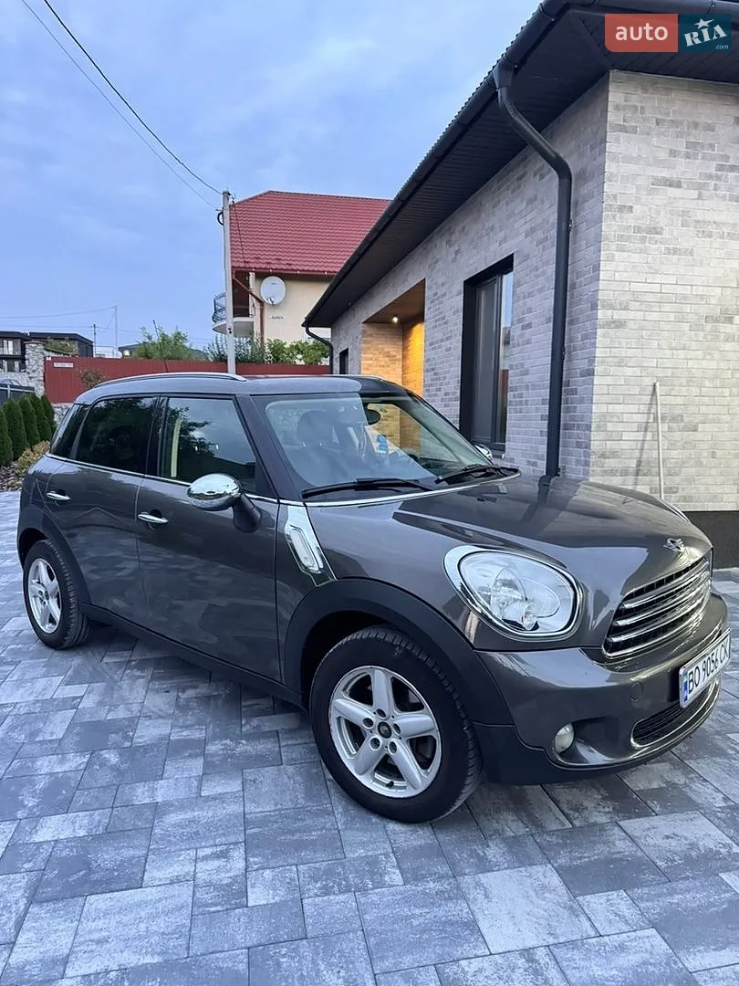 MINI Countryman, 2011