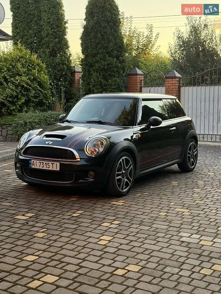 MINI Hatch, 2010