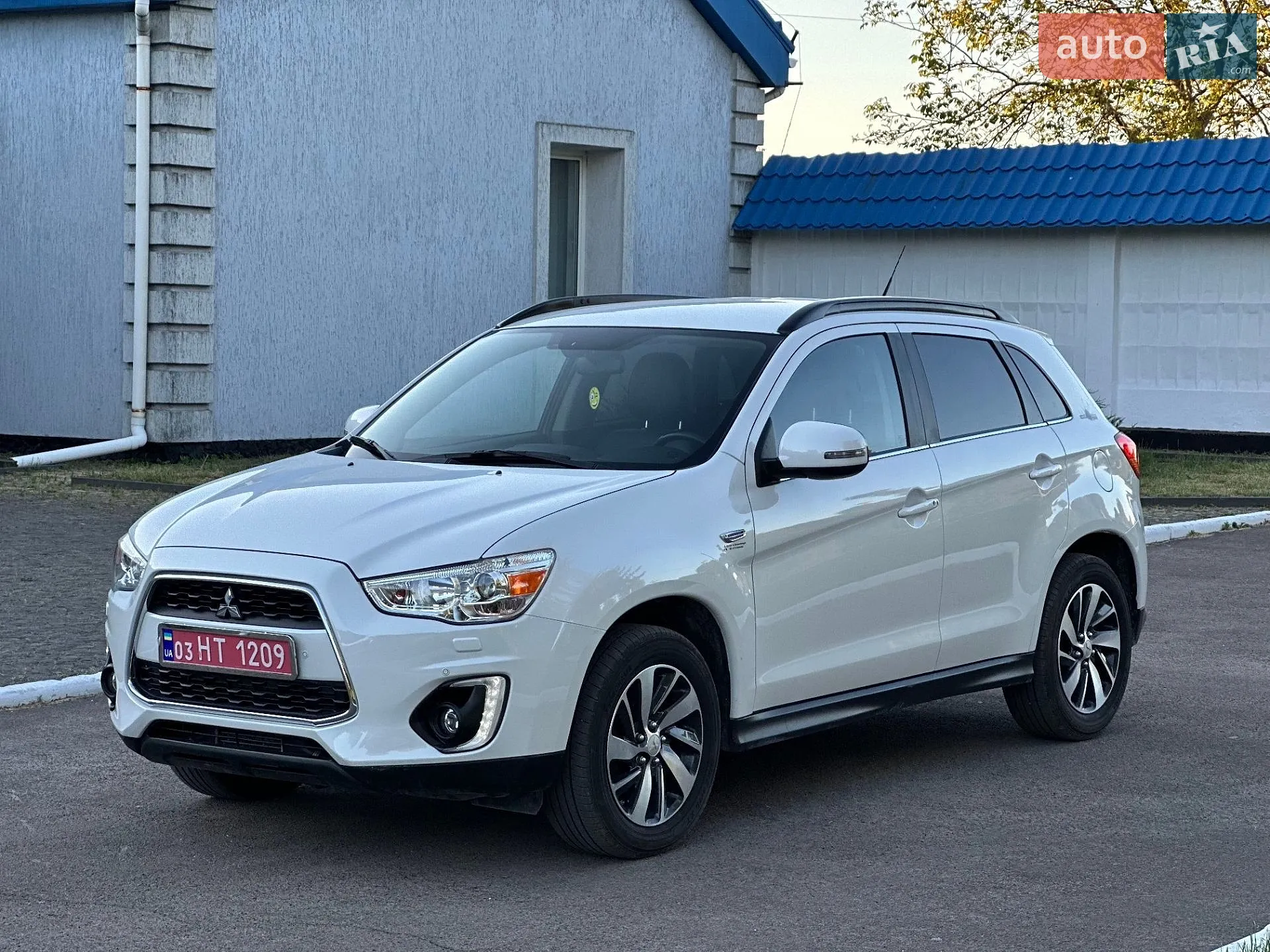 Mitsubishi ASX, 2016