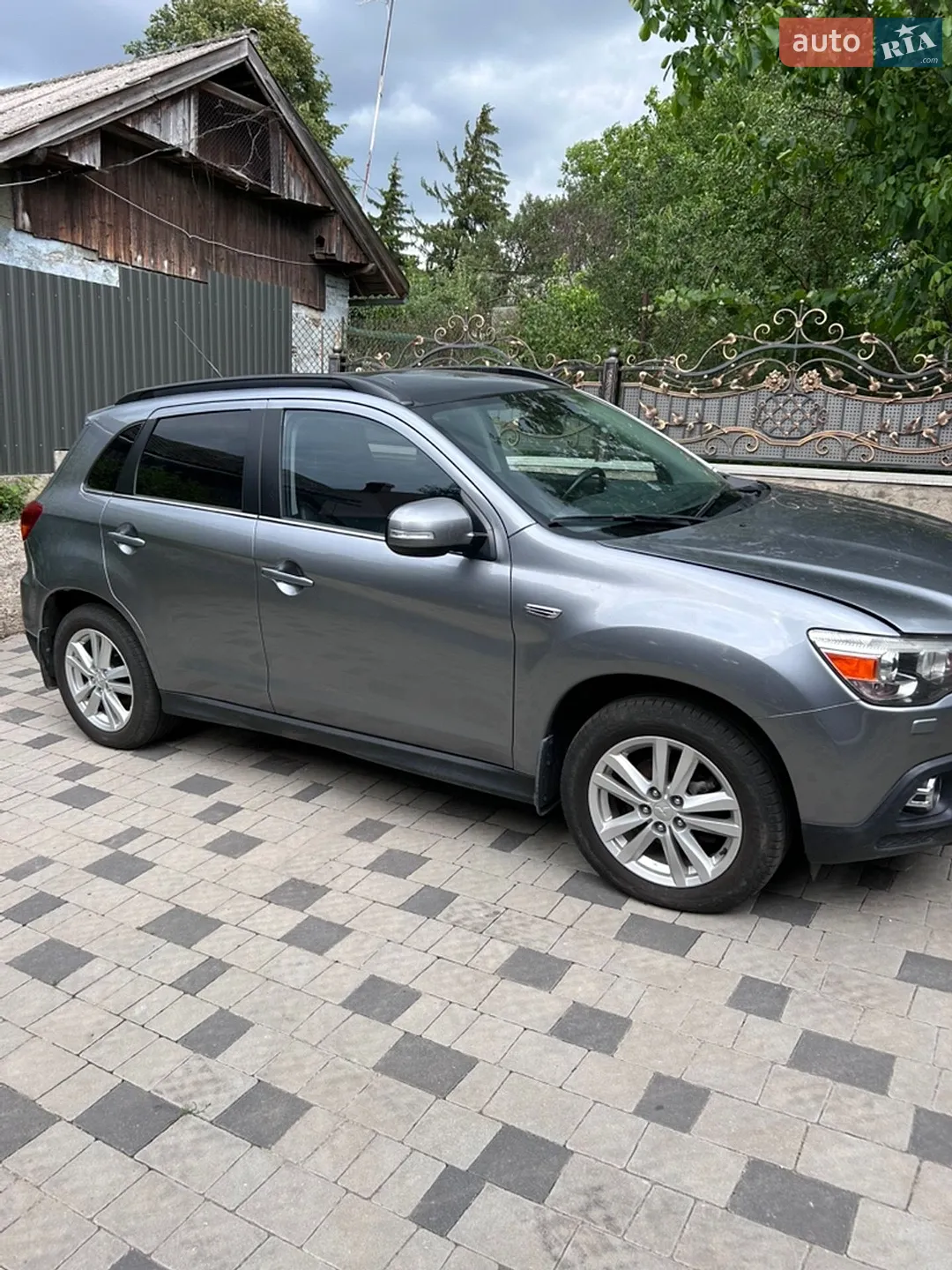 Mitsubishi ASX, 2011