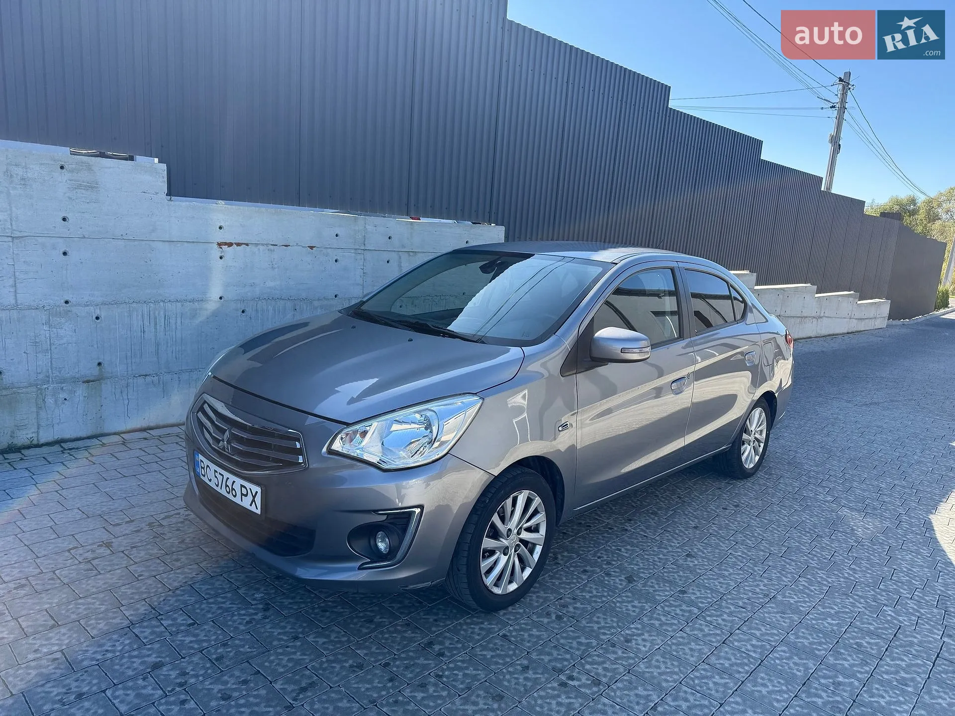 Mitsubishi Attrage, 2015