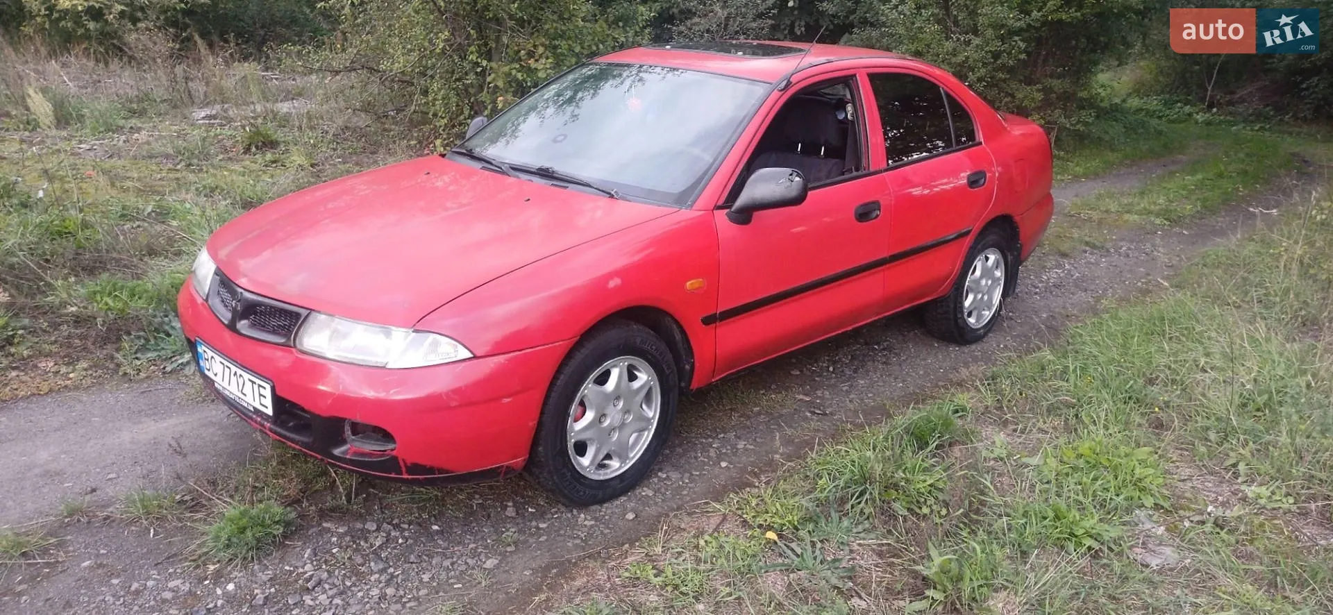 Mitsubishi Carisma, 1998
