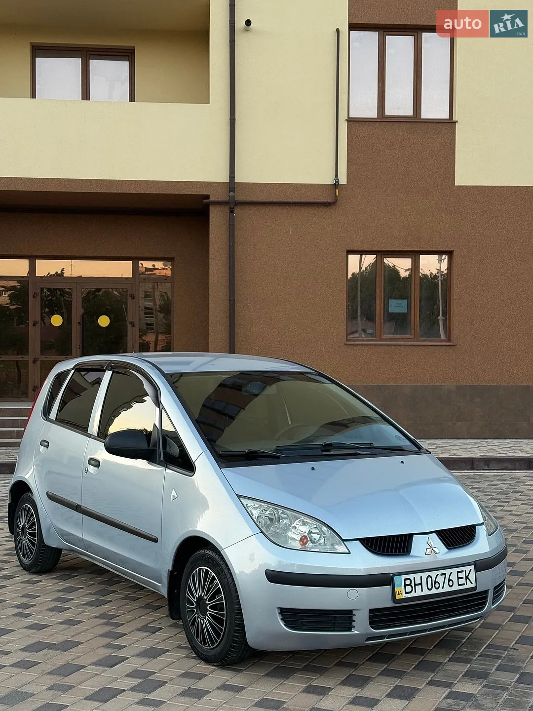 Mitsubishi Colt, 2006