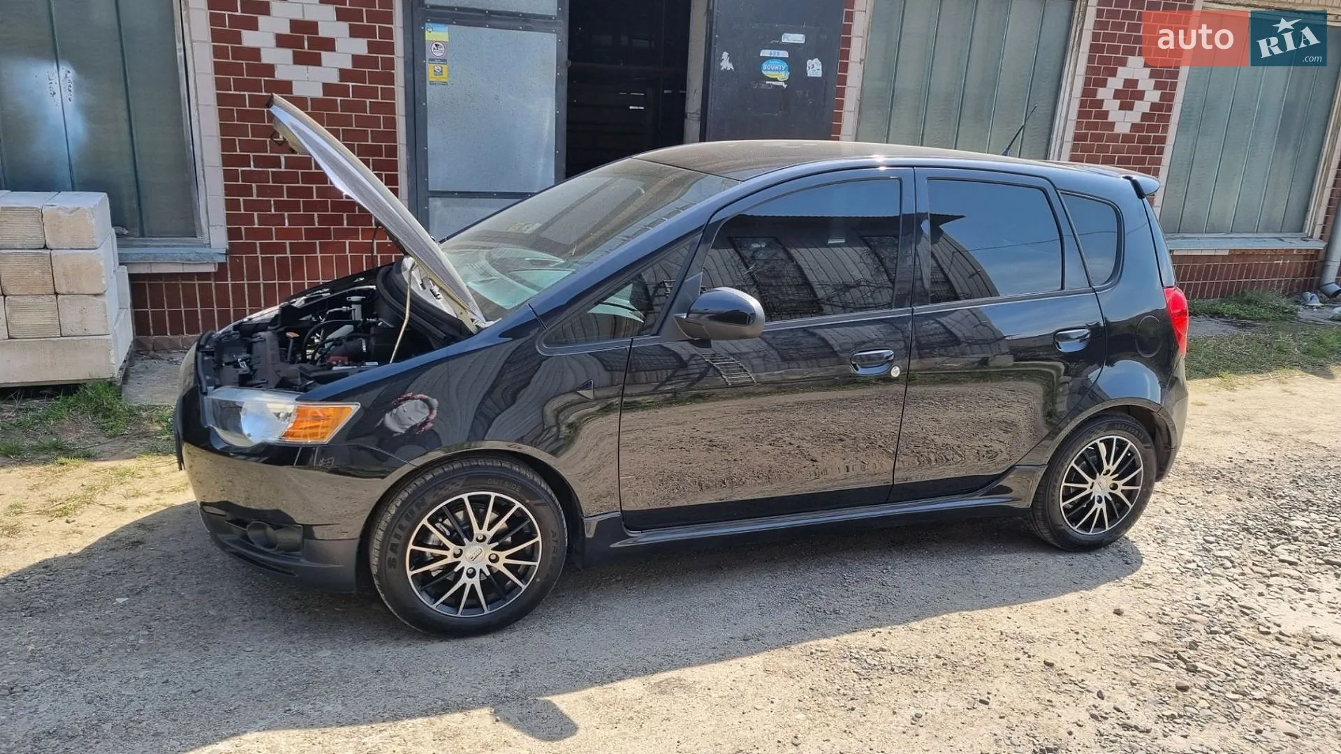 Mitsubishi Colt, 2011