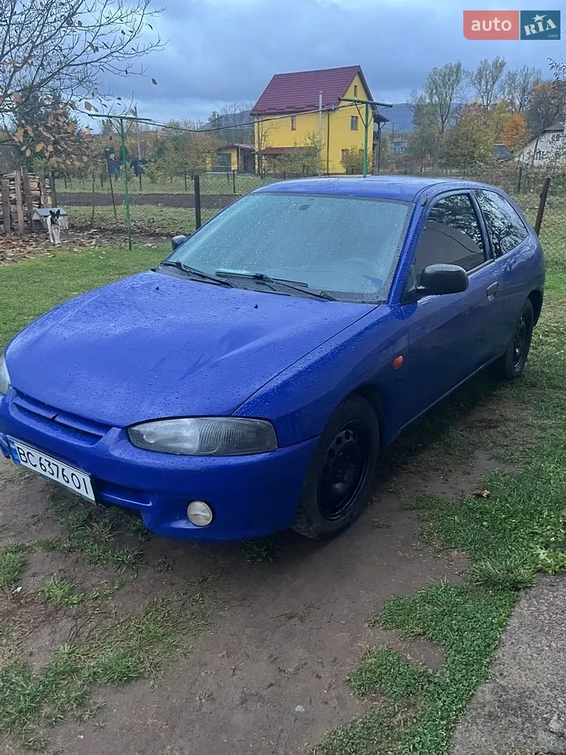 Mitsubishi Colt, 1998