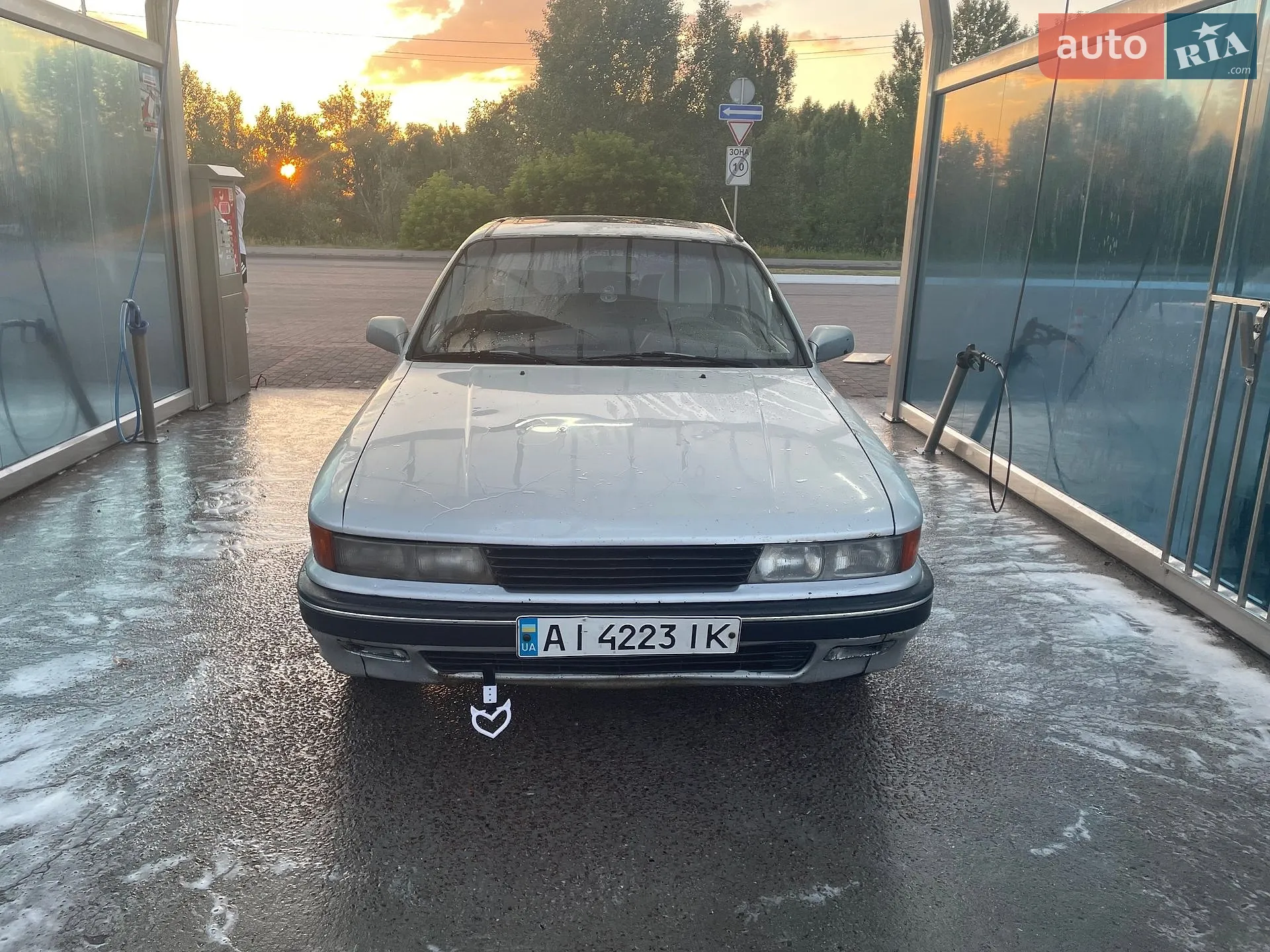 Mitsubishi Galant, 1988