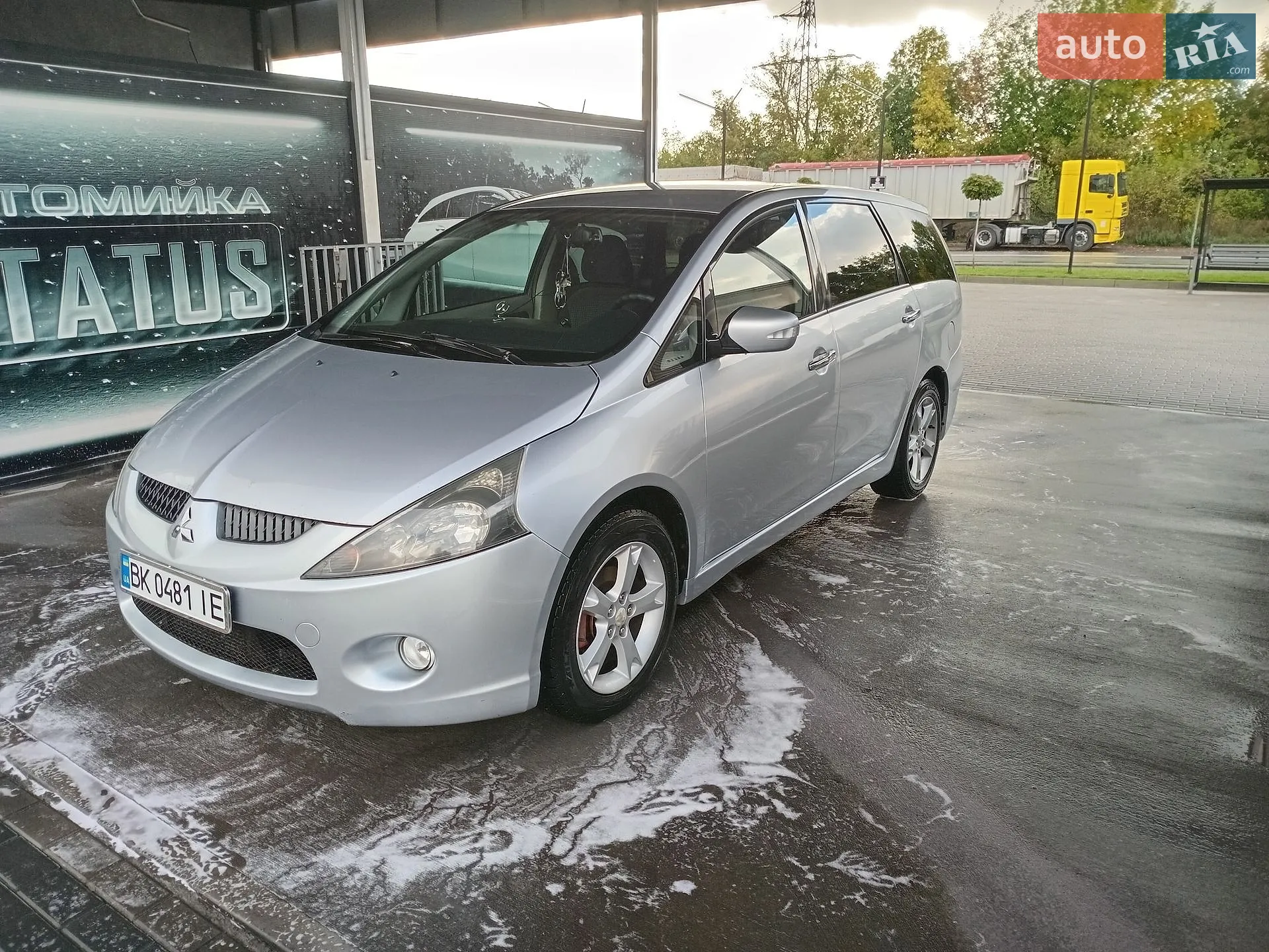 Mitsubishi Grandis, 2005