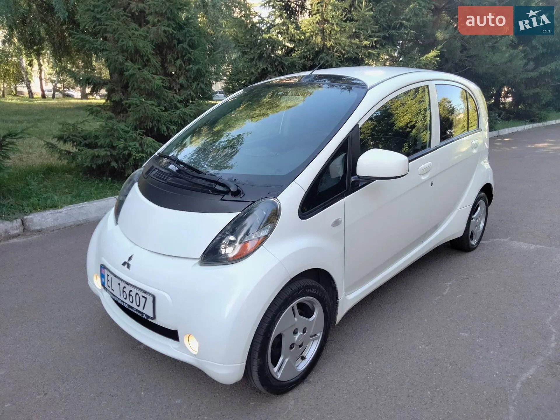 Mitsubishi i-MiEV, 2011