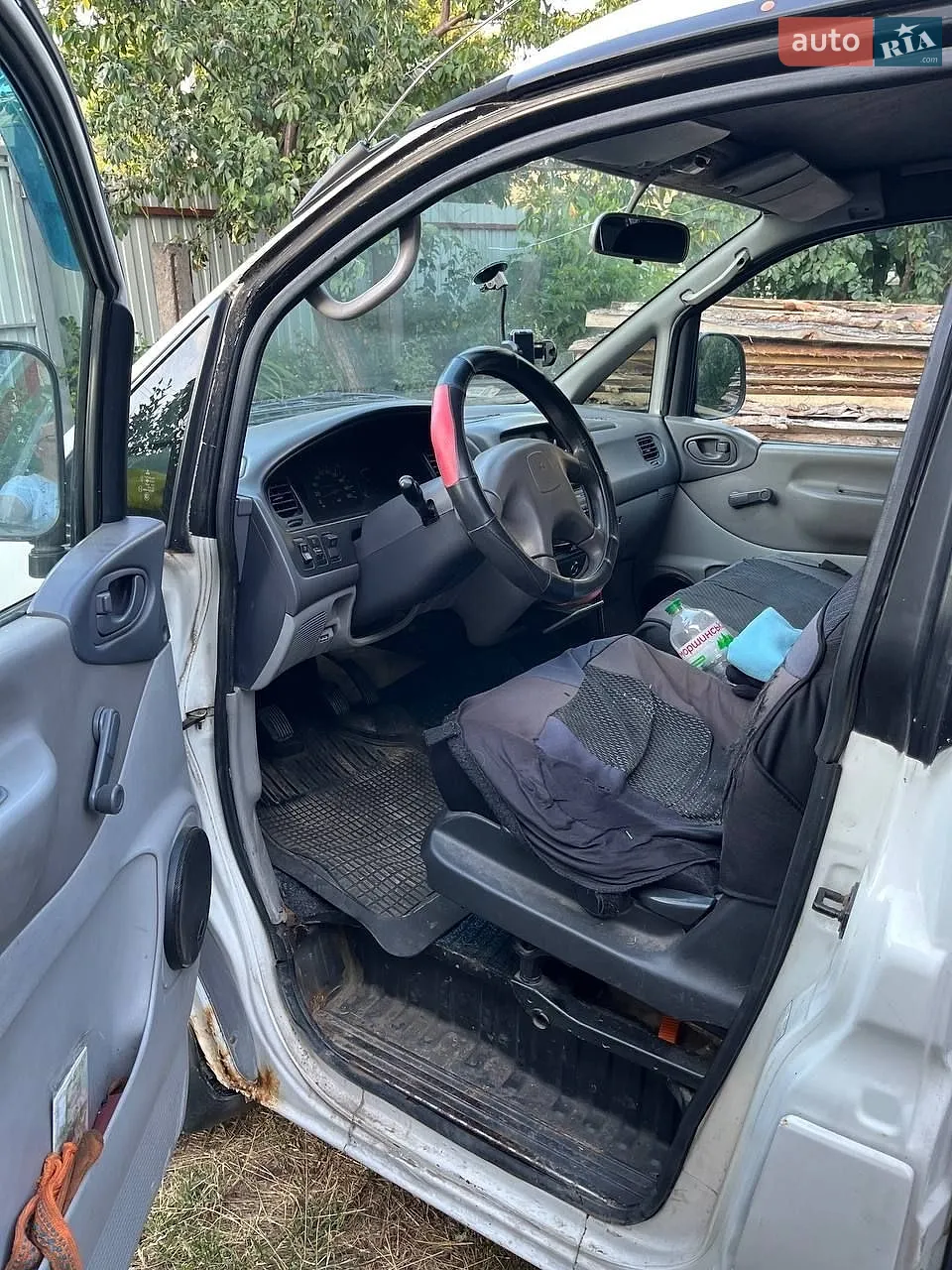Mitsubishi L 400, 2001