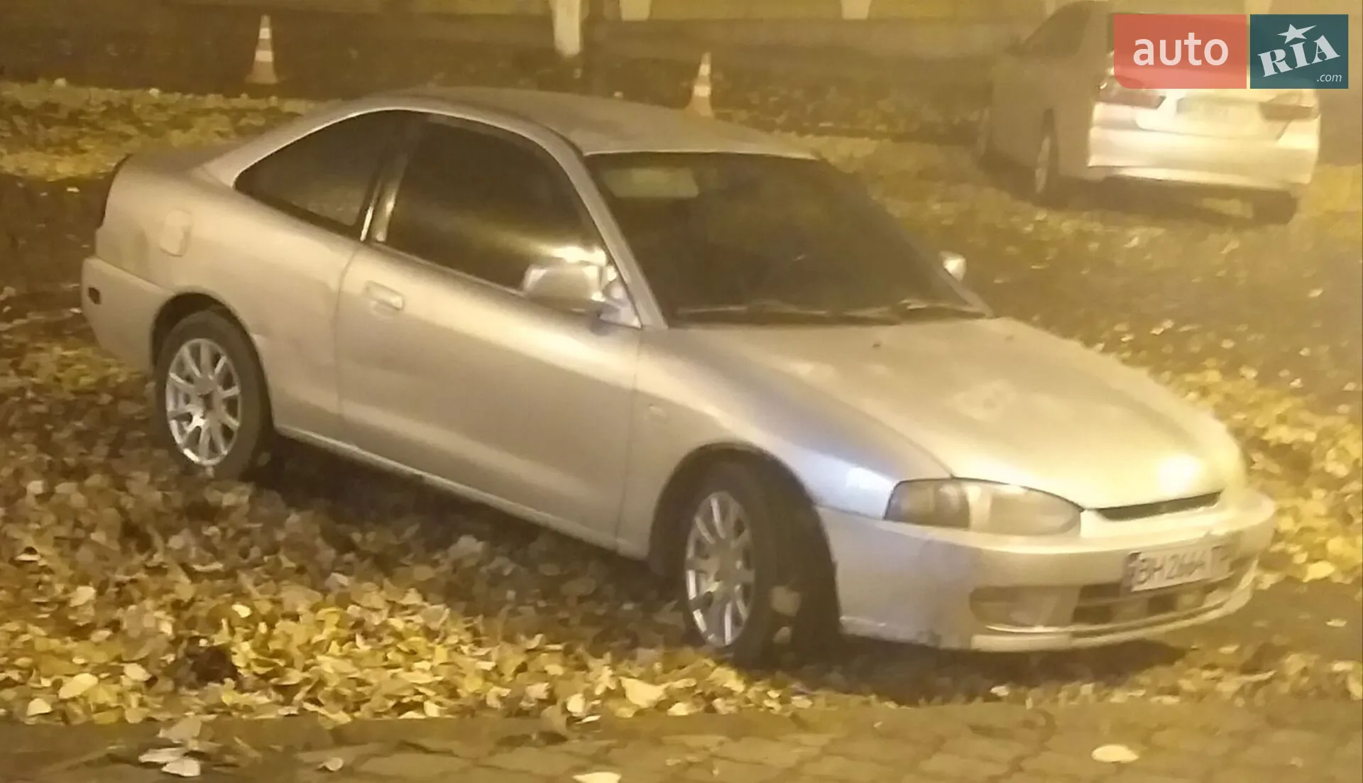 Mitsubishi Mirage, 2000