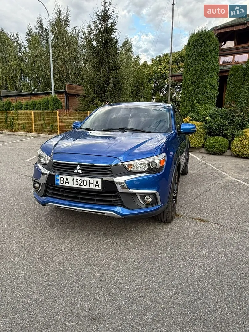 Mitsubishi Outlander Sport, 2017