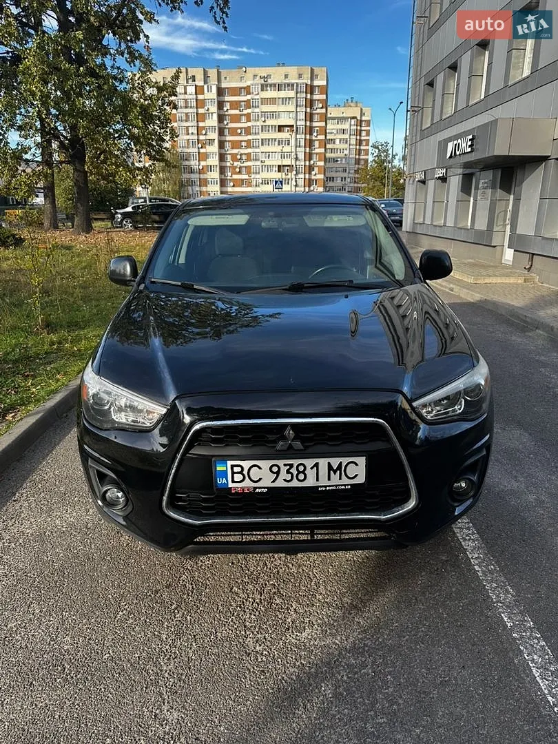 Mitsubishi Outlander Sport, 2015