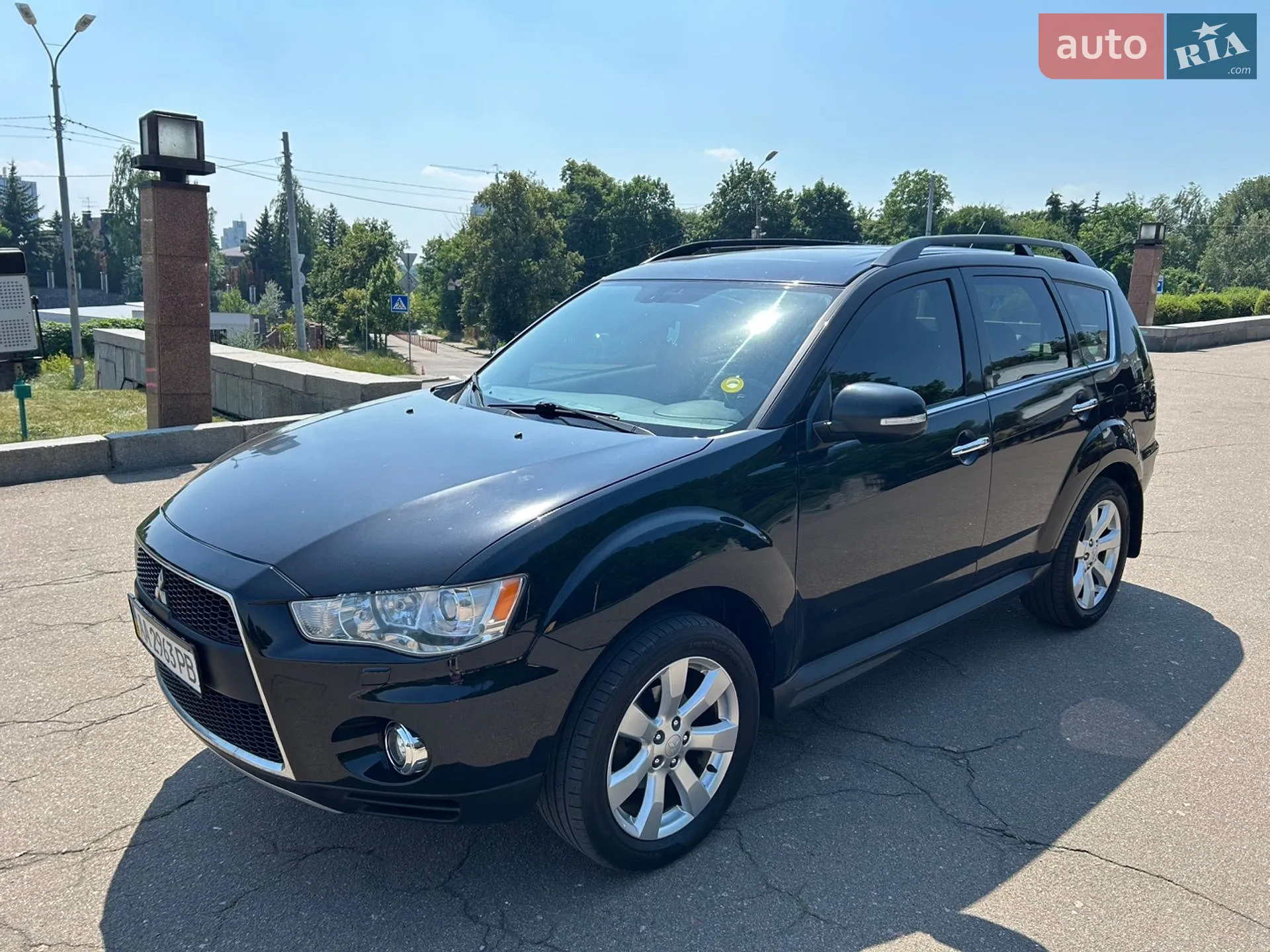 Mitsubishi Outlander XL, 2012