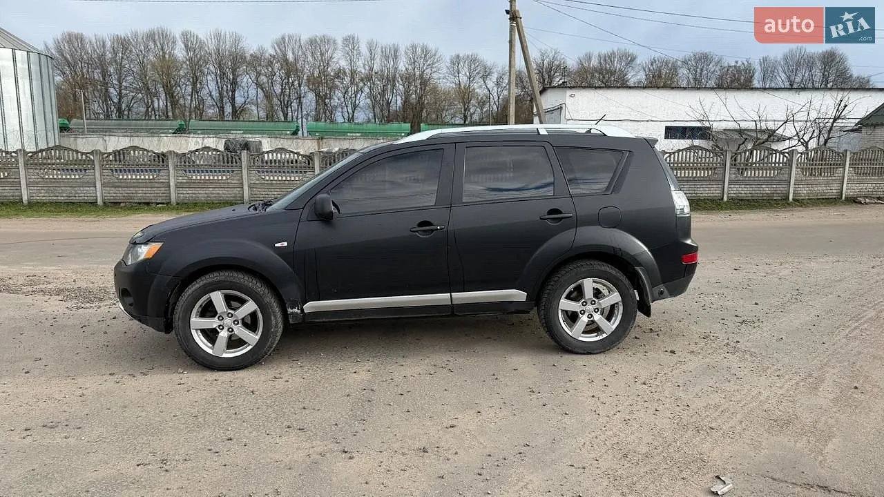 Mitsubishi Outlander XL, 2008