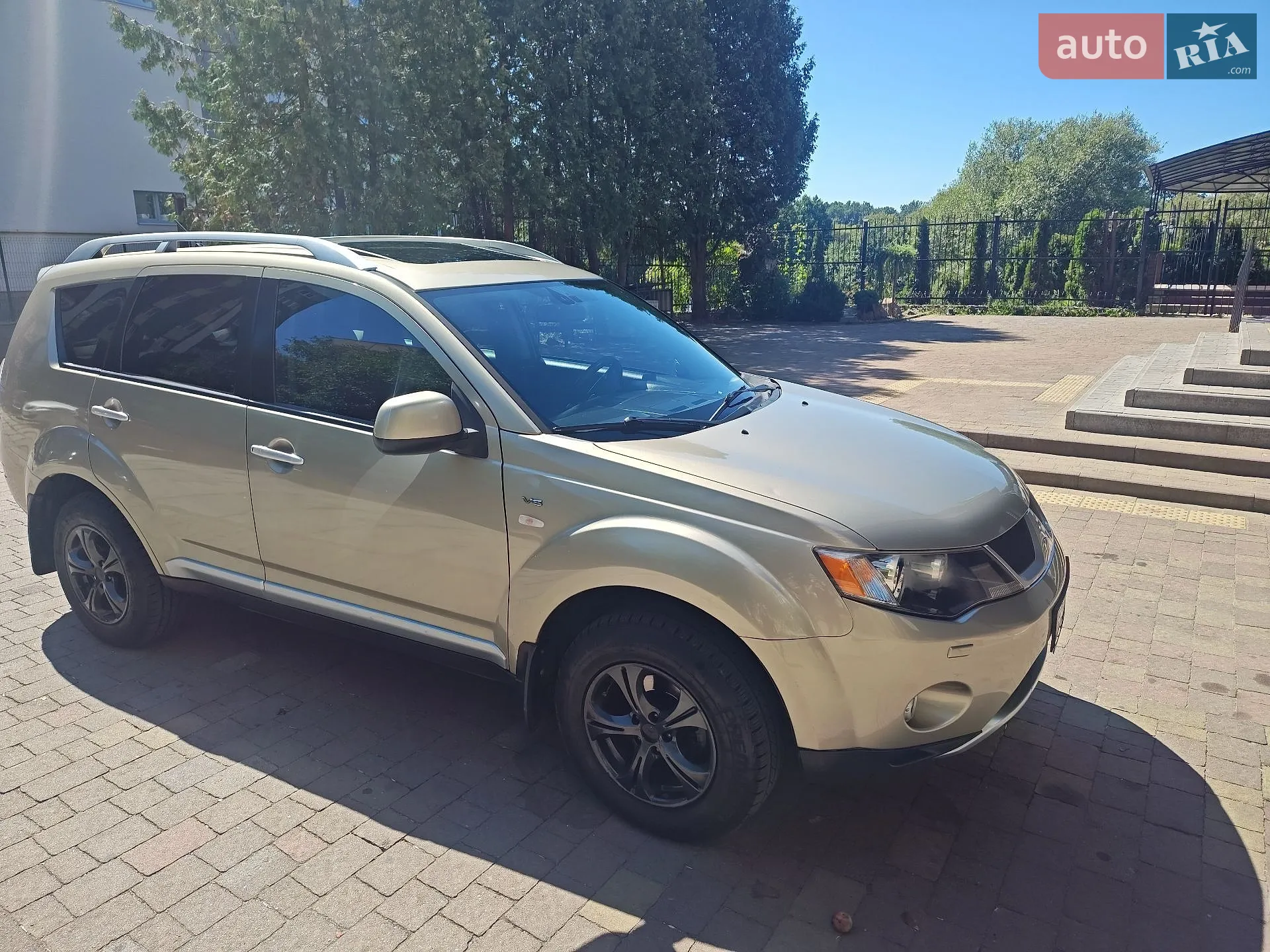 Mitsubishi Outlander XL, 2008