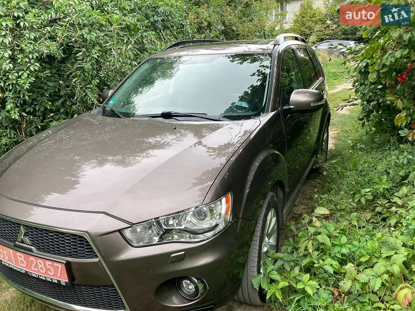 Mitsubishi Outlander XL, 2011