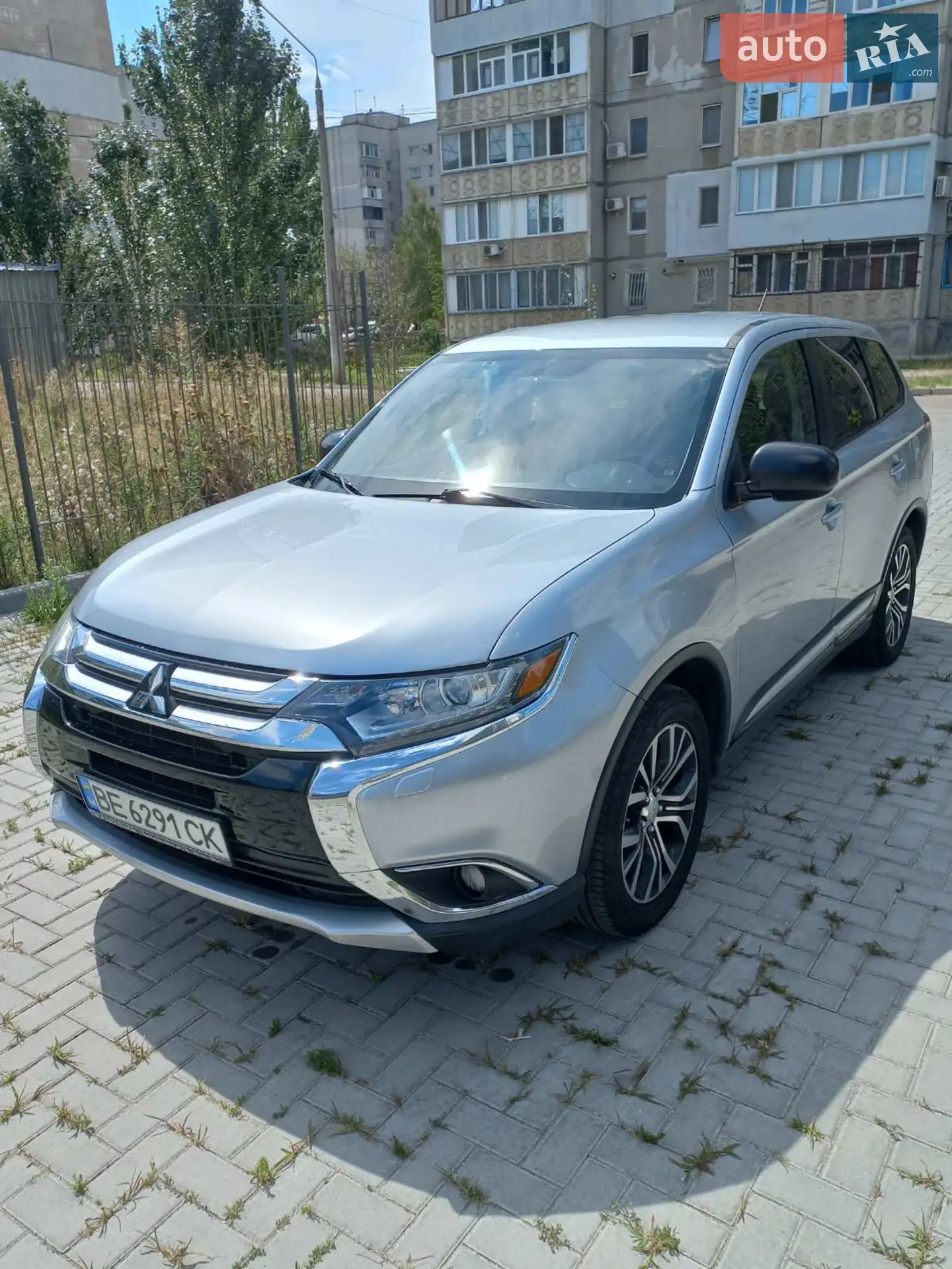 Mitsubishi Outlander, 2015
