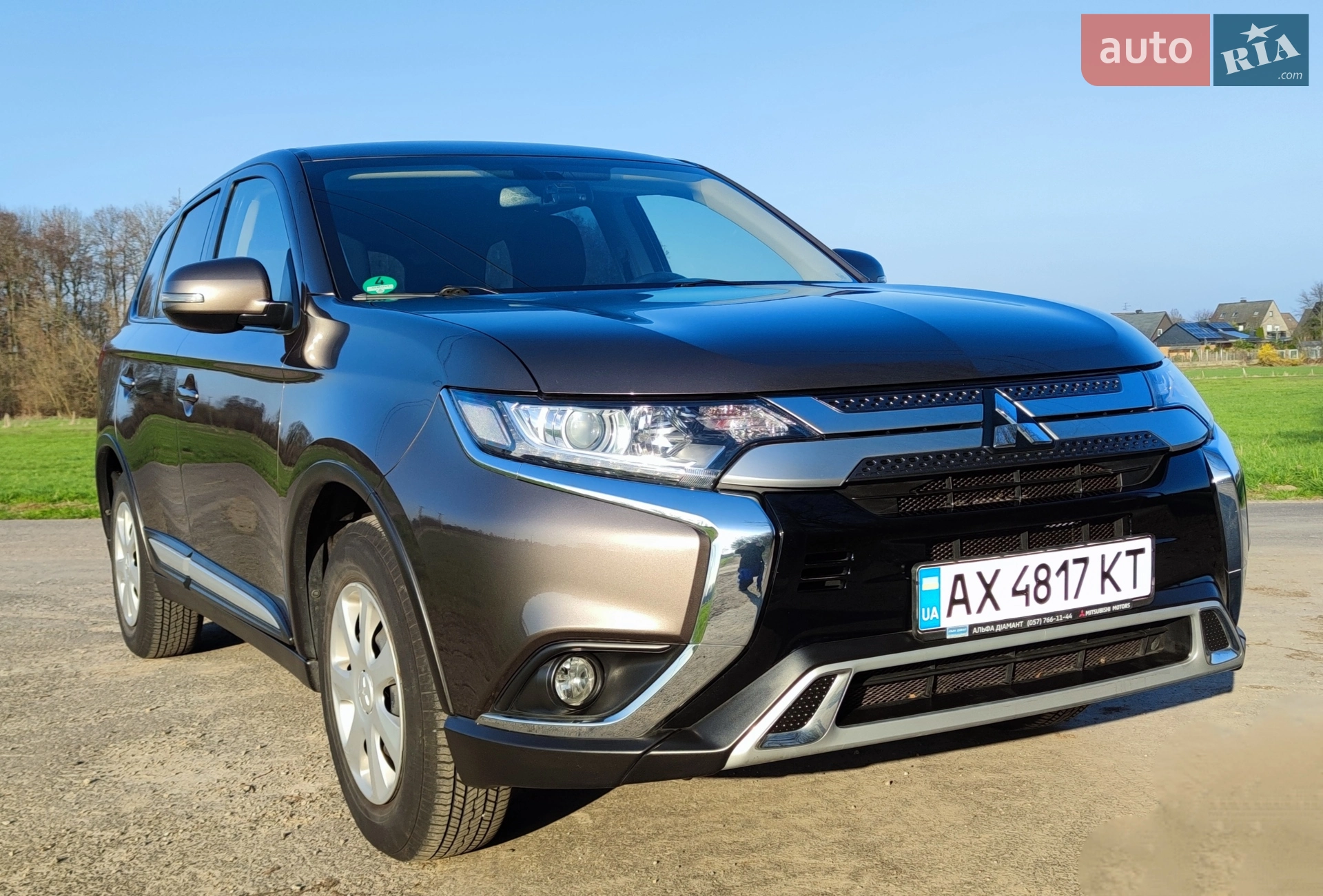 Mitsubishi Outlander 2019 — 1