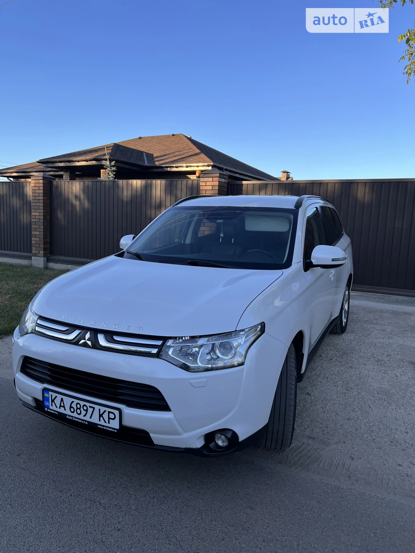 Mitsubishi Outlander, 2012