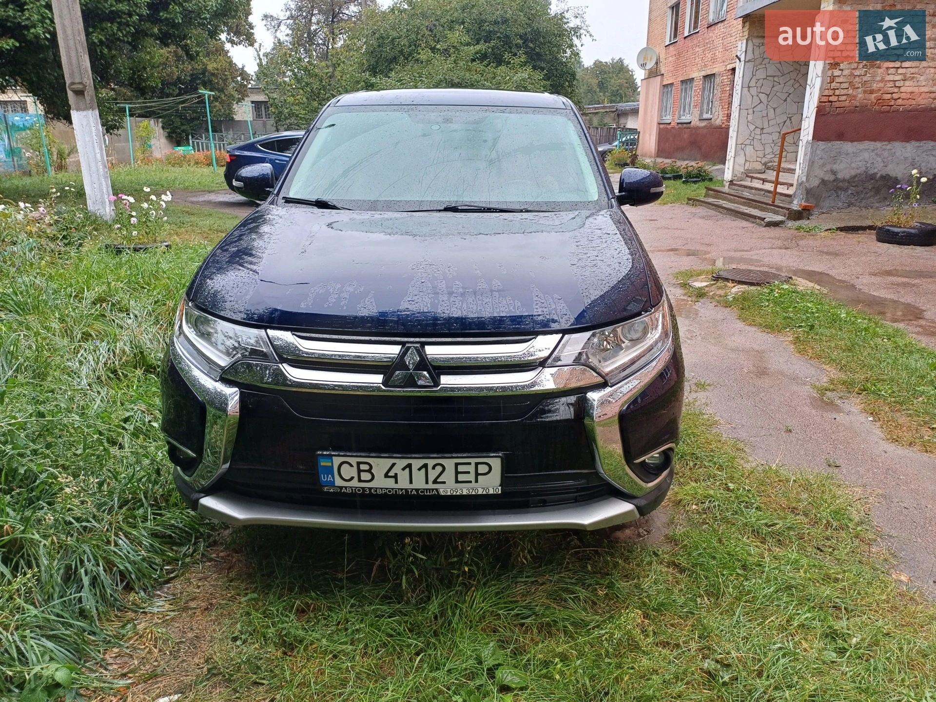 Mitsubishi Outlander 2017 — 1